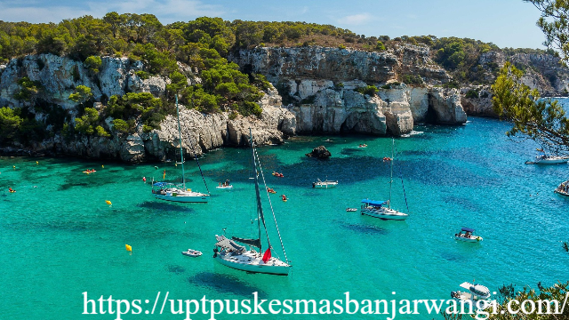 Jelajah Warisan Bahari: Kapal Wisata